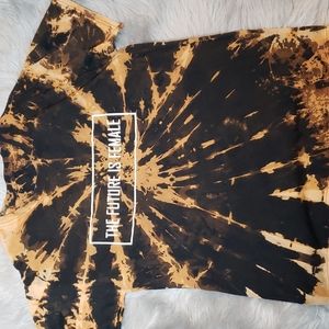 Tie Dyed T-Shirt "The Future Is Female" size L/XL Tee
